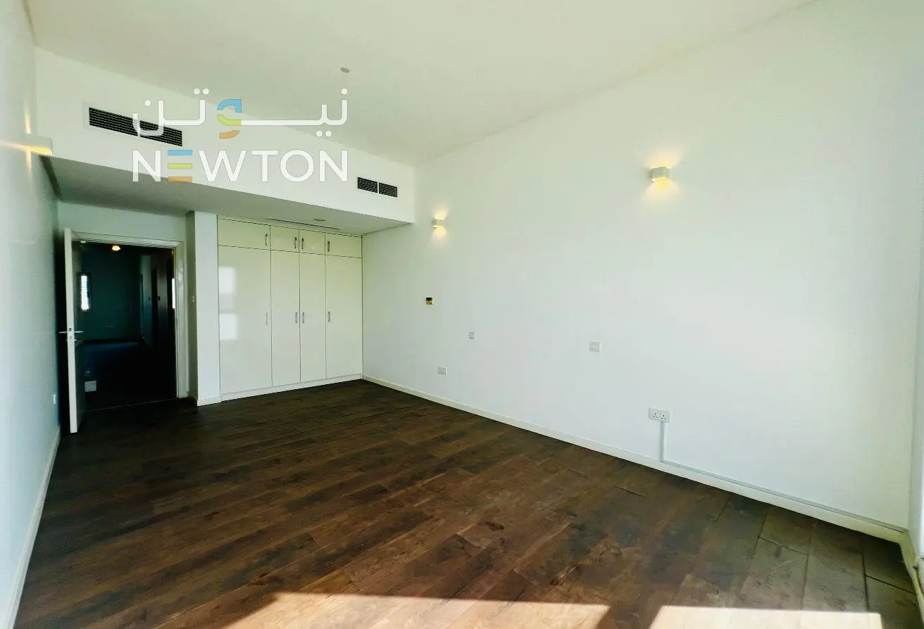property-HH-DLM-02-13